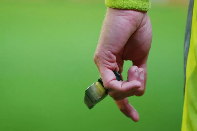 fischietto arbitro