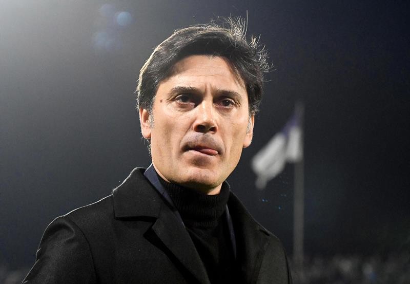 Montella decolla, l'Aeroplanino torna in Italia: l'incastro in Serie A