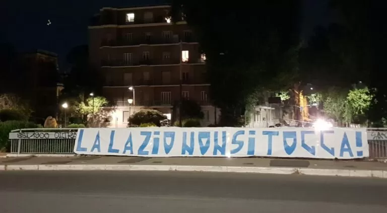 striscione tifosi lazio