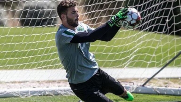 Luis Maximiano