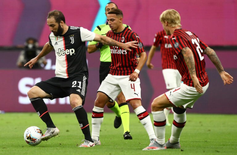 AC Milan v Juventus