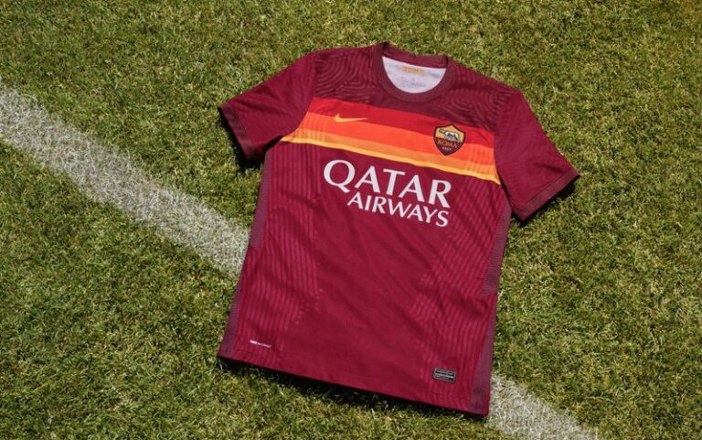 nuova maglia Roma