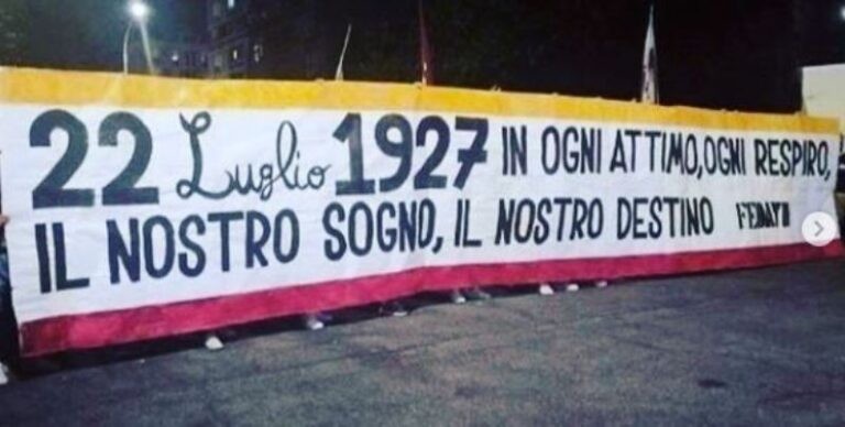 striscione tifosi Roma