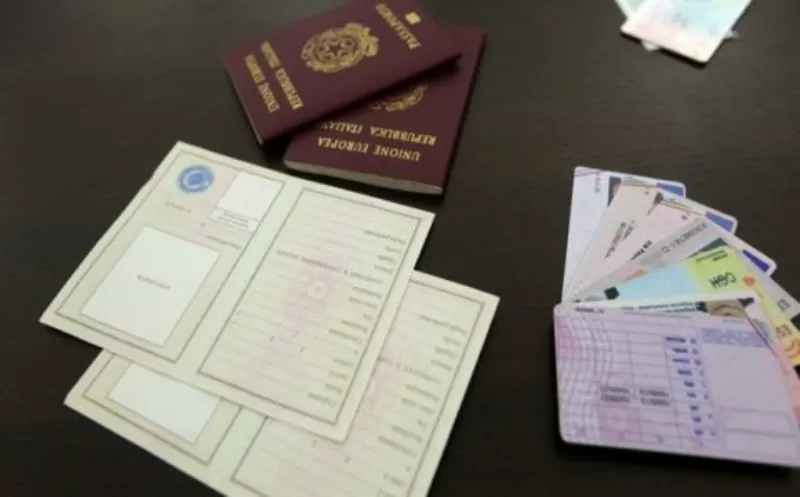 documenti falsi