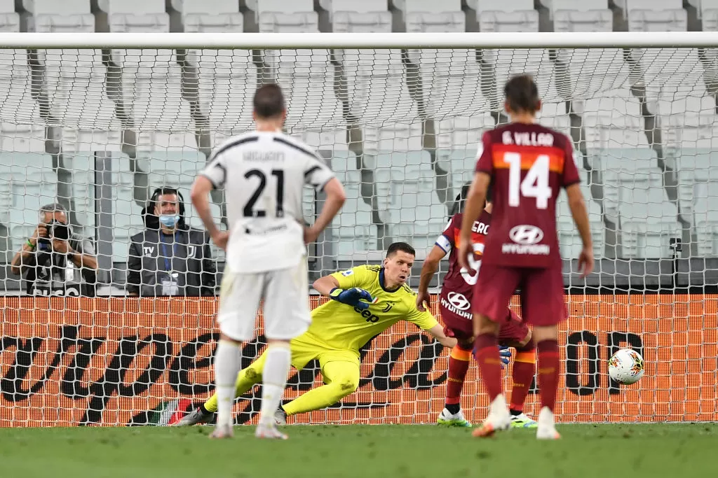 Juventus v AS Roma