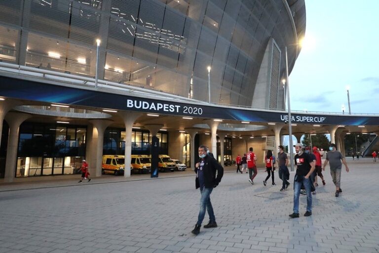 Tifosi Supercoppa Europea