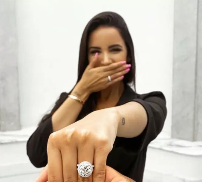 nathalia felix compagna douglas costa