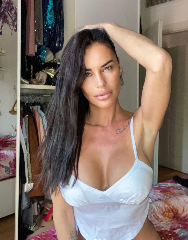 Ts Antonella Holmes