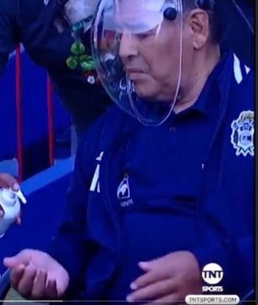 mascherina Maradona