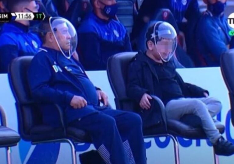 mascherina Maradona