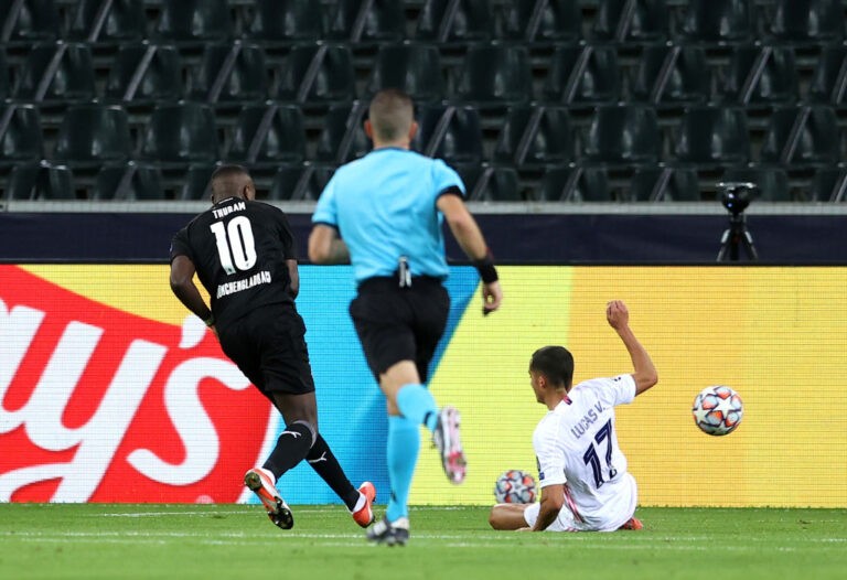 Borussia Moenchengladbach v Real Madrid: