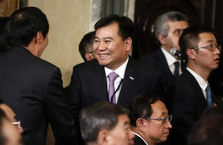 Zhang