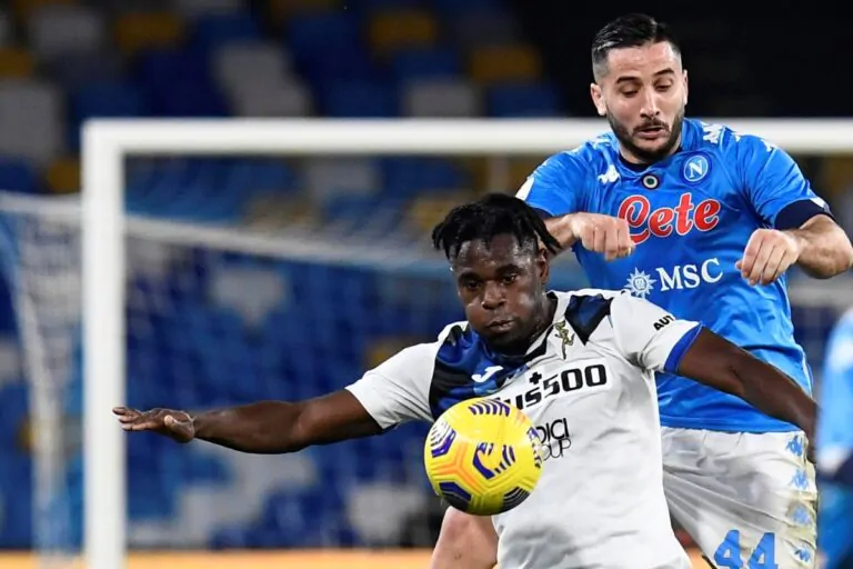 Manolas