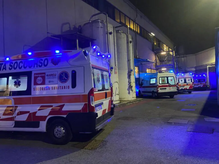 aggressione centro commerciale assago