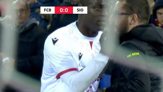 balotelli dito medio