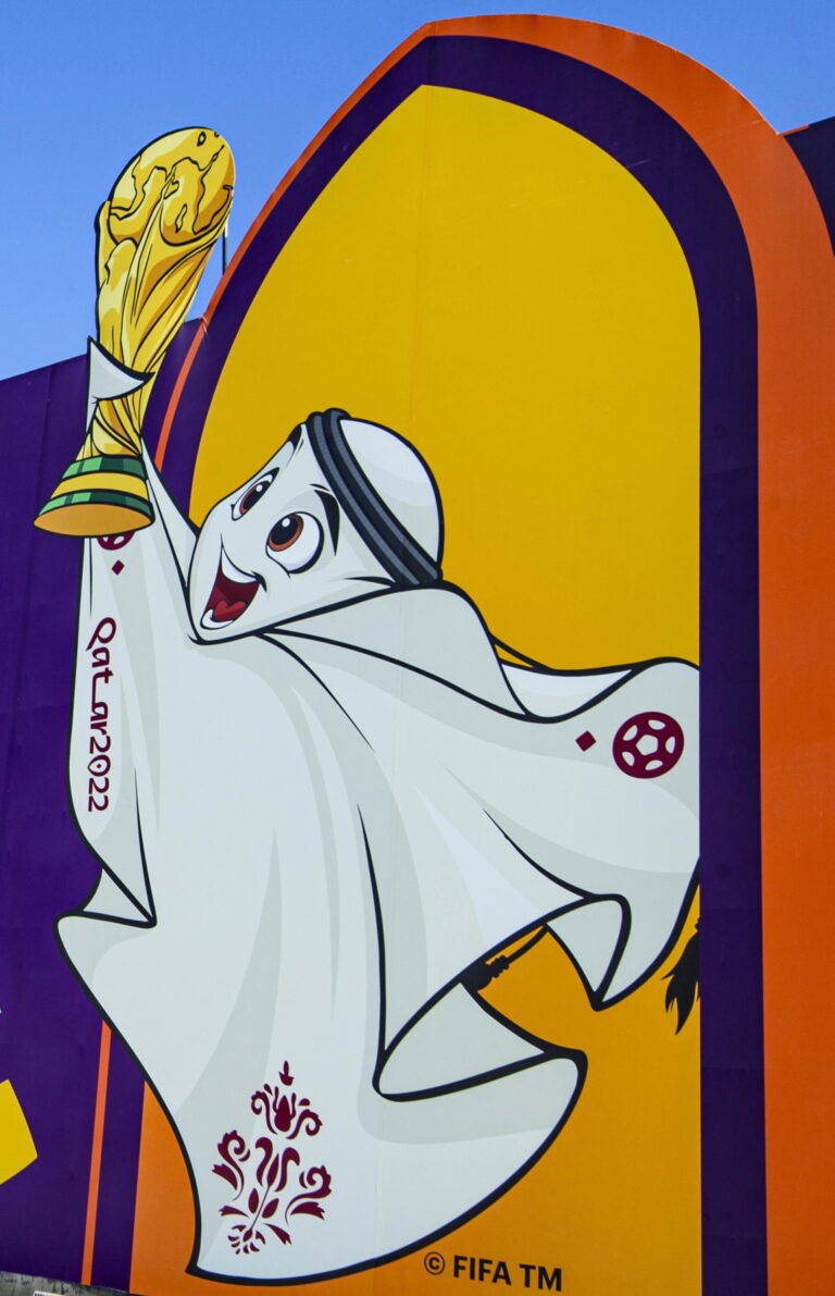 mascotte mondiali qatar 2022 laeeb