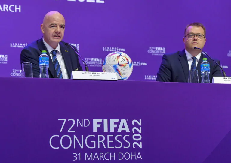 portavoce infantino swanson fa coming out