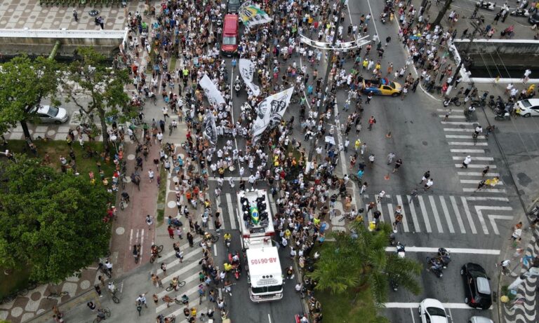 corteo Pelé