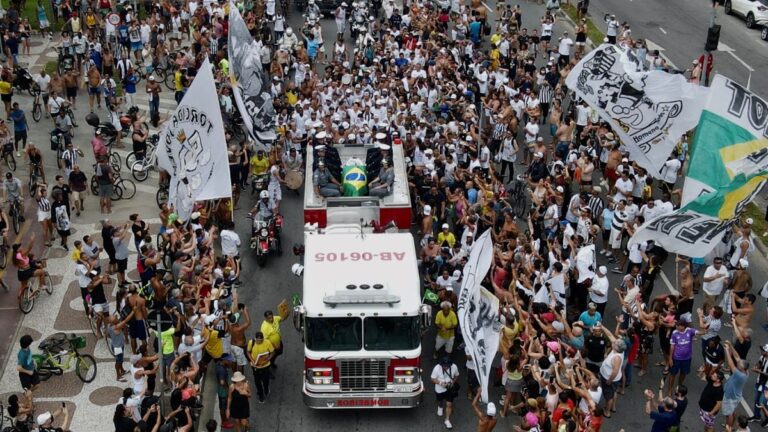 corteo Pelé