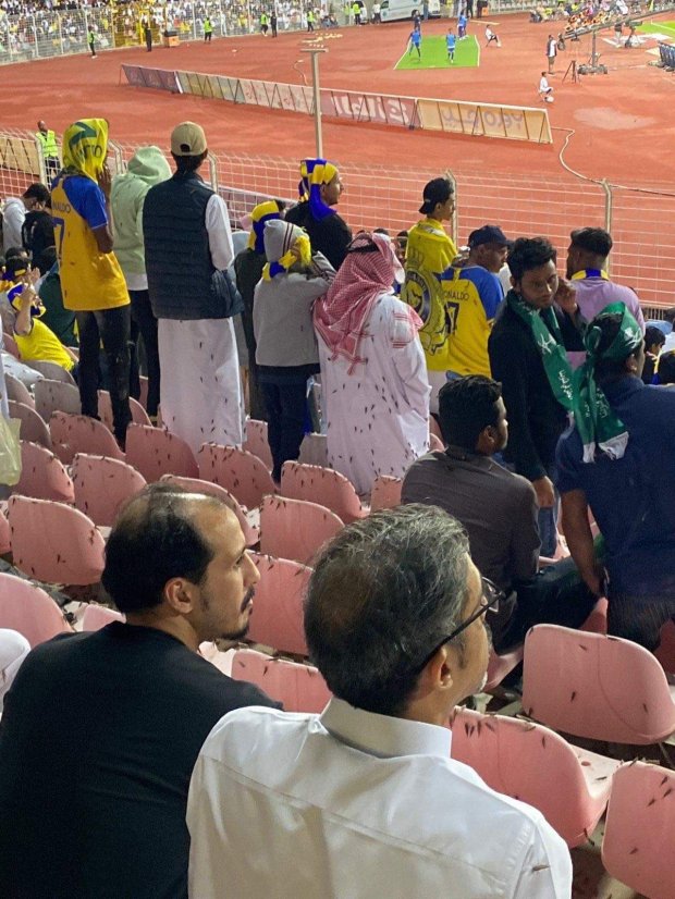 locuste stadio al nassr cristiano ronaldo