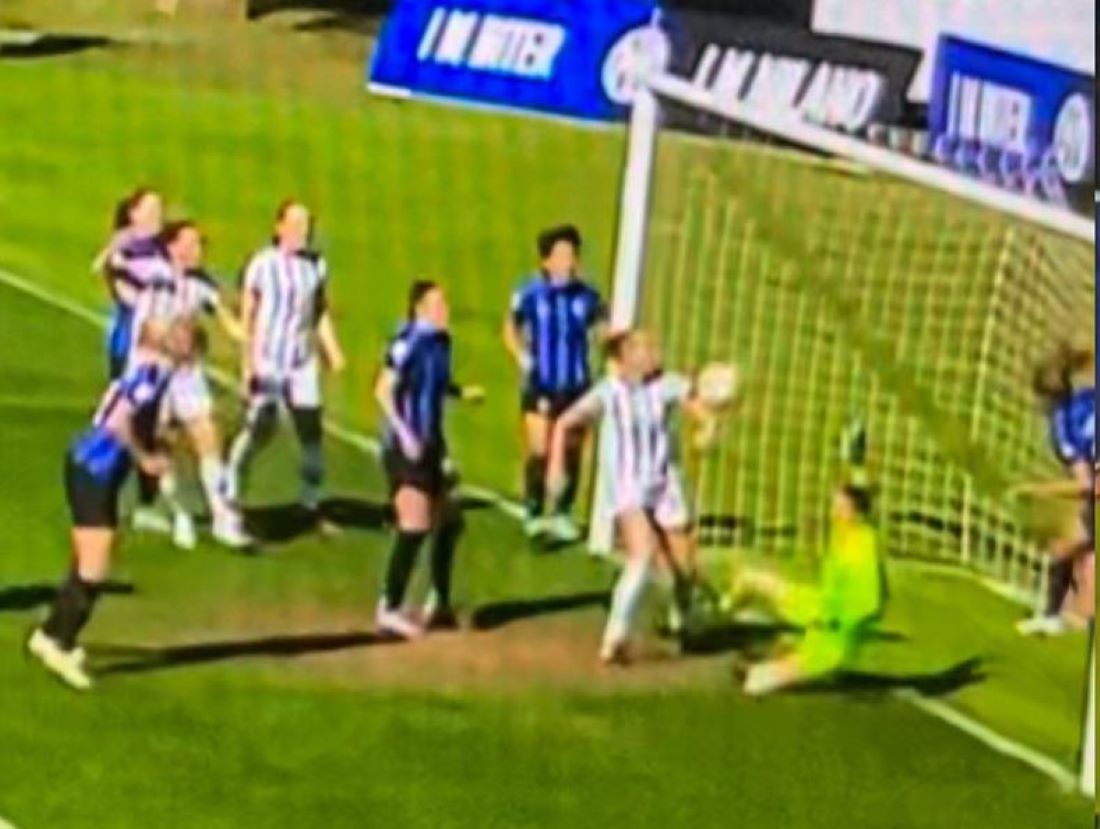 Inter Juventus femminile: Linda Sembrant in gol con il braccio | VIDEO
