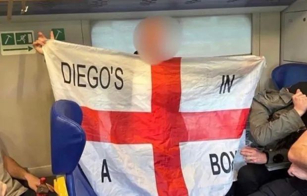bandiera contro maradona