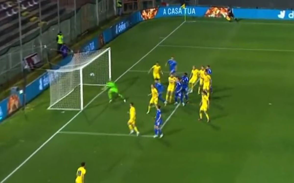 Italia Ucraina U21: la punizione pazzesca di Fagioli diventa virale | VIDEO Italia Ucraina U21: la punizione pazzesca di Fagioli diventa virale | VIDEO