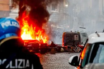 scontro Napoli Francoforte