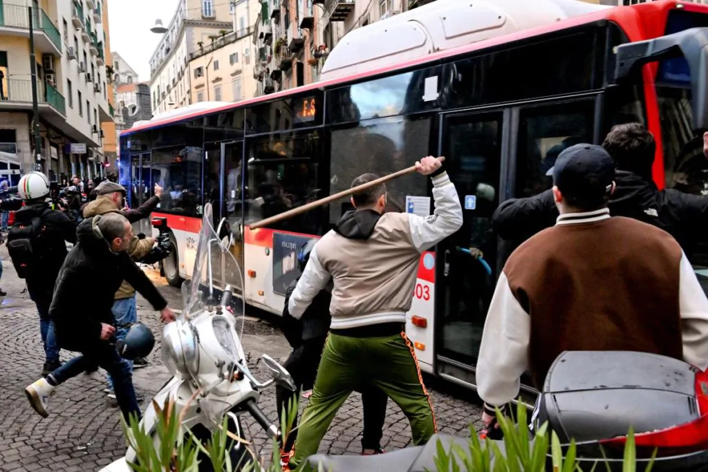 scontro Napoli Francoforte