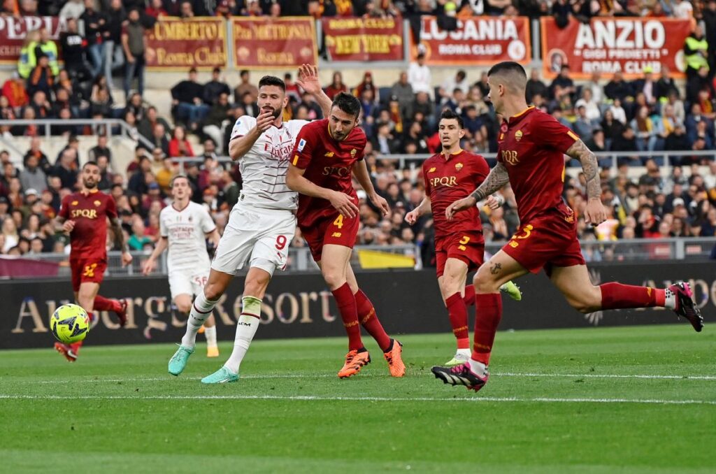Roma e Milan non si fanno male finale folle all'Olimpico e due gol nel