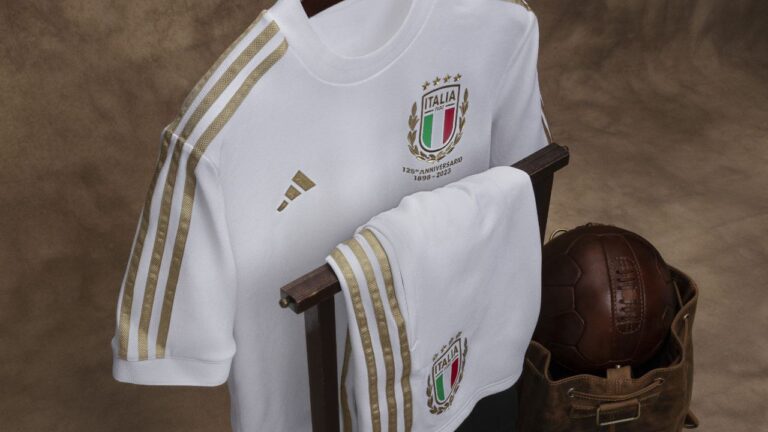 Maglia Replica Italia Calcio - Bianca O Blu, Con Numero E Nome Giocatore, Per Adulti E Bambini, Stile Autentico