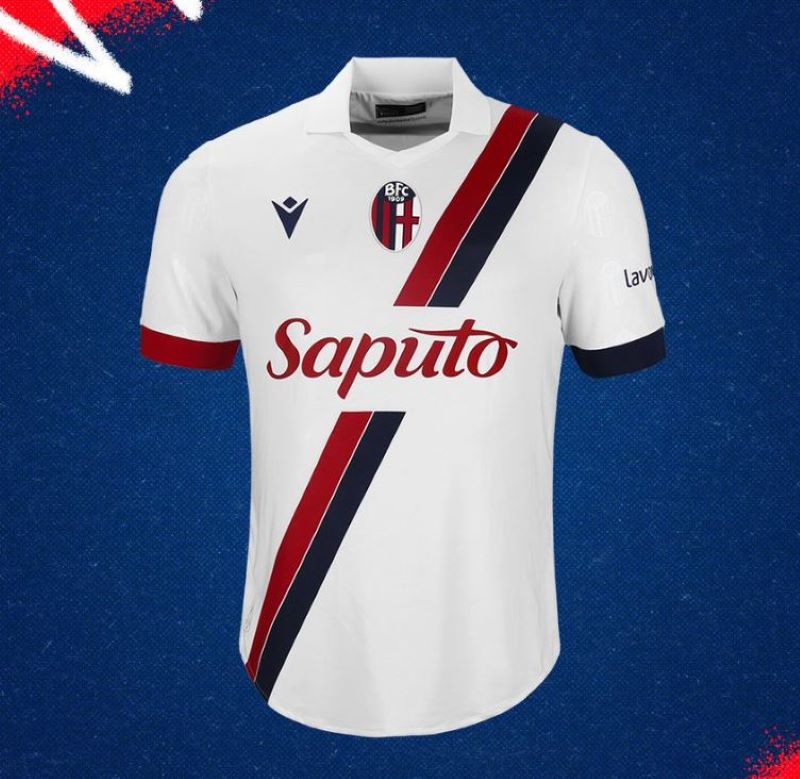 Bologna, ufficializzate le nuove maglie lo sponsor è... Saputo FOTO