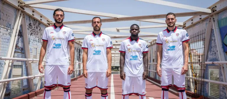 seconda maglia Cagliari