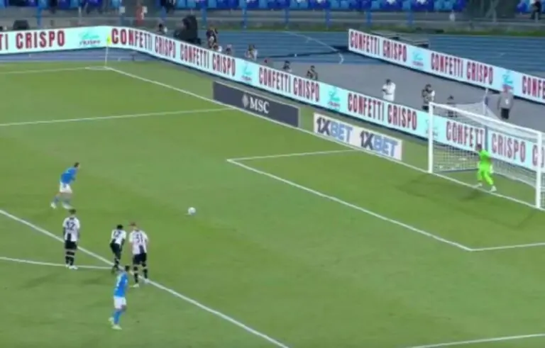 Zielinski rigore Napoli Udinese