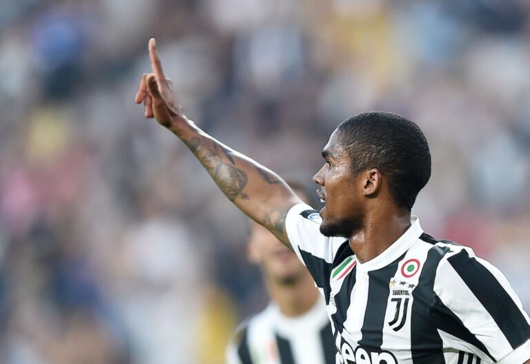 Douglas Costa