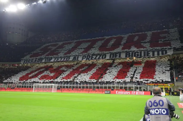 coreografia Milan Juventus