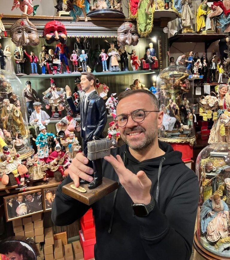 Statuetta presepe Napoli Rudi Garcia esonerato