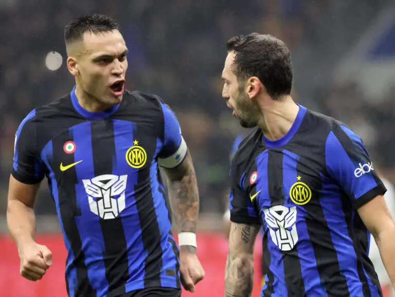 Lautaro Martinez e Calhanoglu