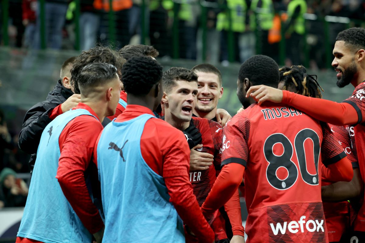 La prima firma di Jovic in rossonero: il Milan supera il Frosinone e allontana la crisi | CLASSIFICA