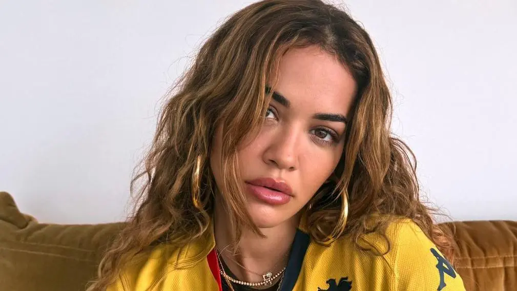 Rita Ora maglia Genoa