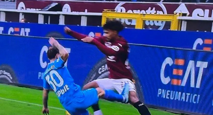 Mazzocchi espulsione Torino-Napoli