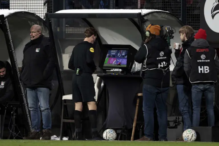 VAR