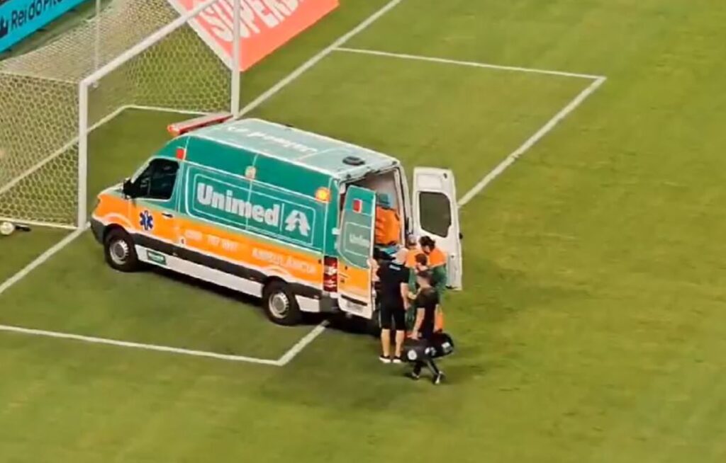 portiere brasile ambulanza
