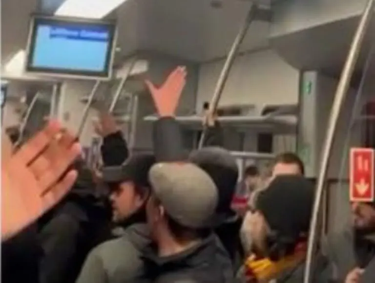 coro tifosi Roma