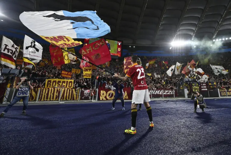 Gianluca Mancini bandiera Lazio topo
