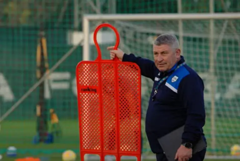 Osian Roberts