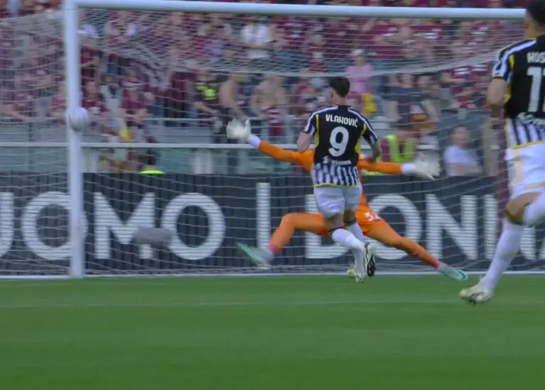 Vlahovic Torino Juventus