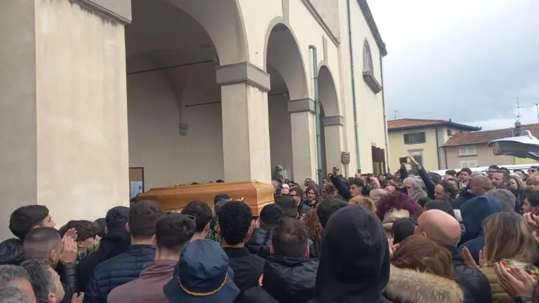 funerali mattia giani