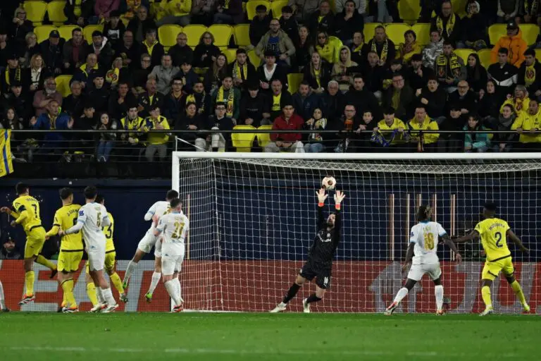 Pau Lopez