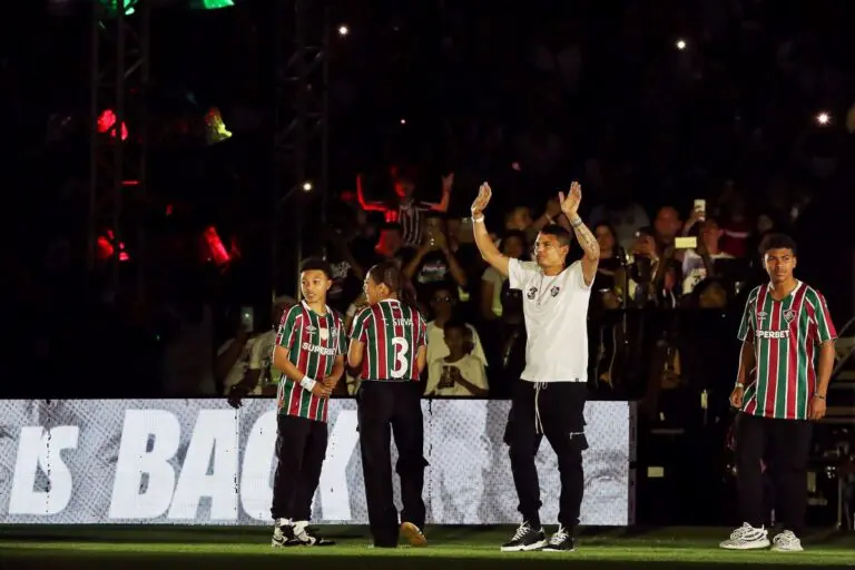 presentazione Thiago Silva